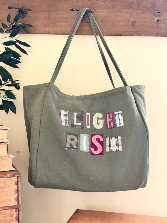 Flight Risk - Army Green