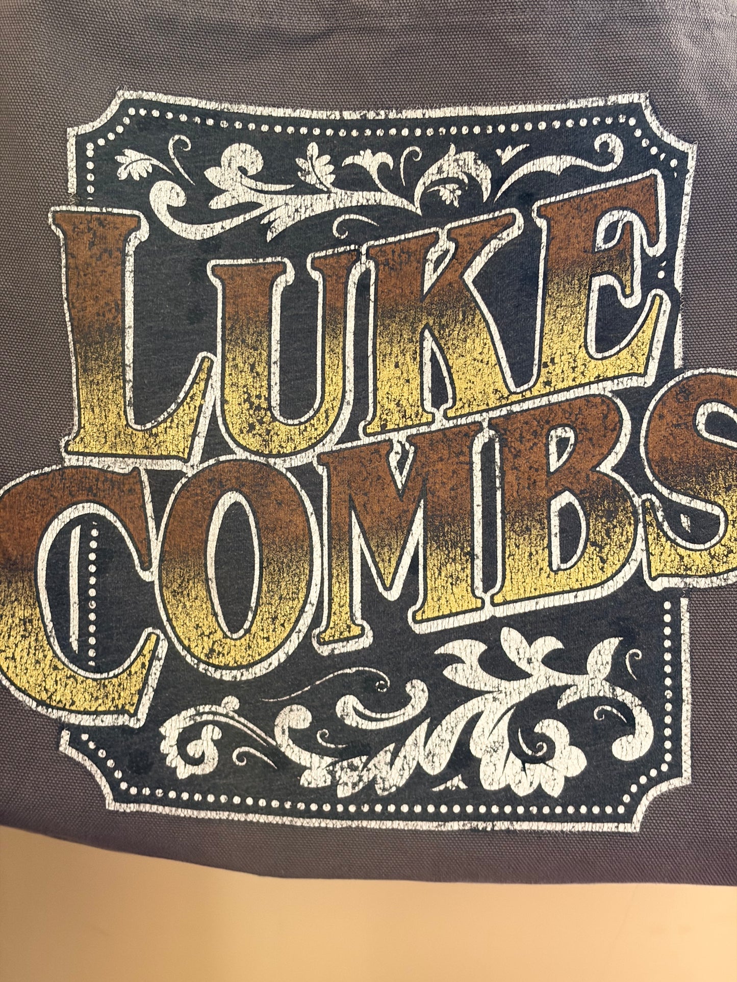 Luke Combs - Gray