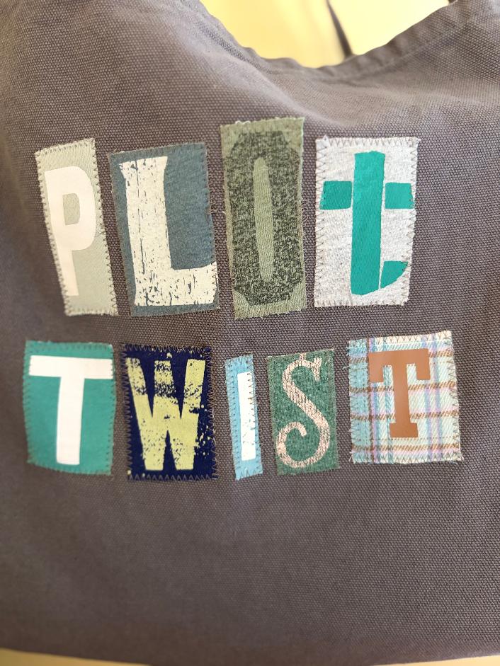 Plot Twist - Gray